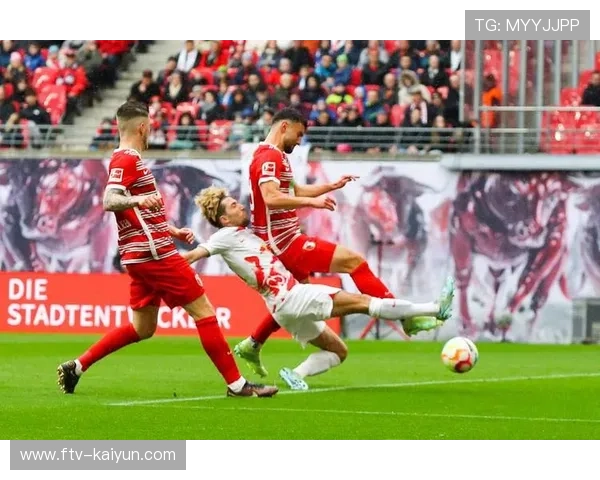 阿贾克斯的欧冠赛季：从连败到首胜的转折